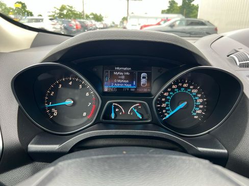 Used 2013 Ford Escape Titanium w/ Parking Technology Pkg AWD/4WD image 18