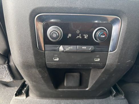 Used 2021 Chevrolet Tahoe LT AWD/4WD image 25