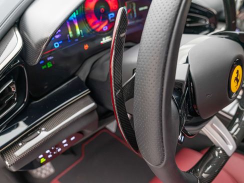 Certified 2026 Ferrari Purosangue AWD/4WD image 31