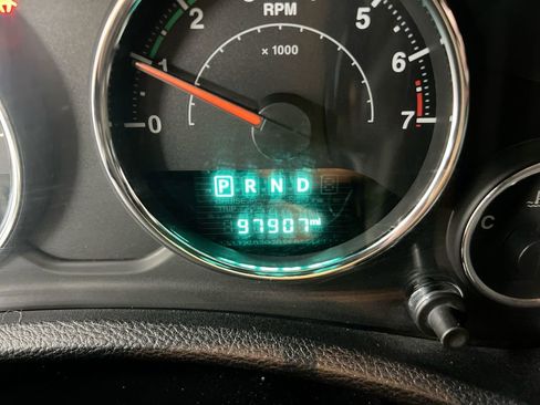 Used 2018 Jeep Wrangler Unlimited Sport S AWD/4WD image 13