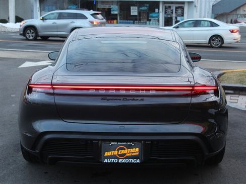 Used 2020 Porsche Taycan Turbo S AWD/4WD image 28