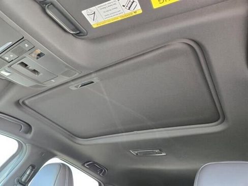 Used 2025 MAZDA CX-5 Signature image 14