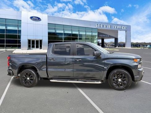 Used 2022 Chevrolet Silverado 1500 Custom w/ Safety Confidence Package RWD image 5