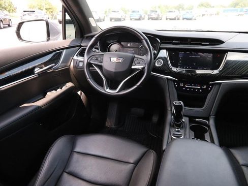 Used 2023 Cadillac XT6 Premium Luxury AWD/4WD image 26