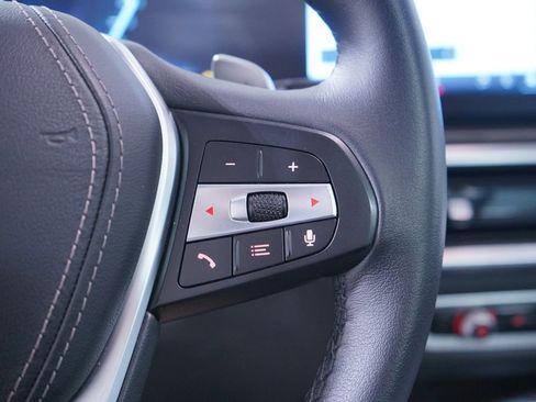 Used 2025 BMW X5 xDrive40i w/ Parking Assistance Package image 21