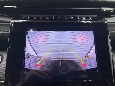 New 2025 Jeep Grand Cherokee 4WD image 9