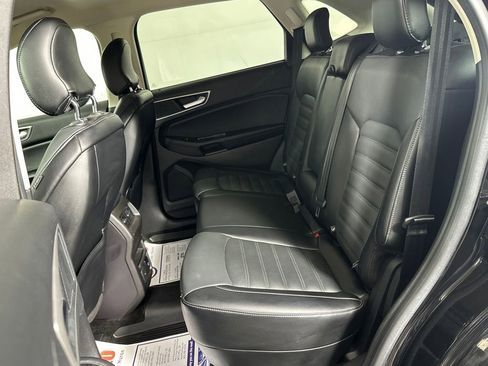 Used 2018 Ford Edge SEL w/ Equipment Group 201A image 25