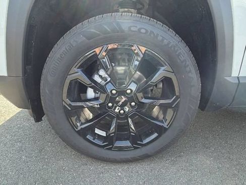 New 2026 GMC Terrain Elevation w/ Elevation Premium Package AWD/4WD image 9