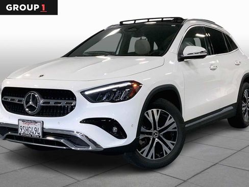 Used 2025 Mercedes-Benz GLA 250 4MATIC image 1
