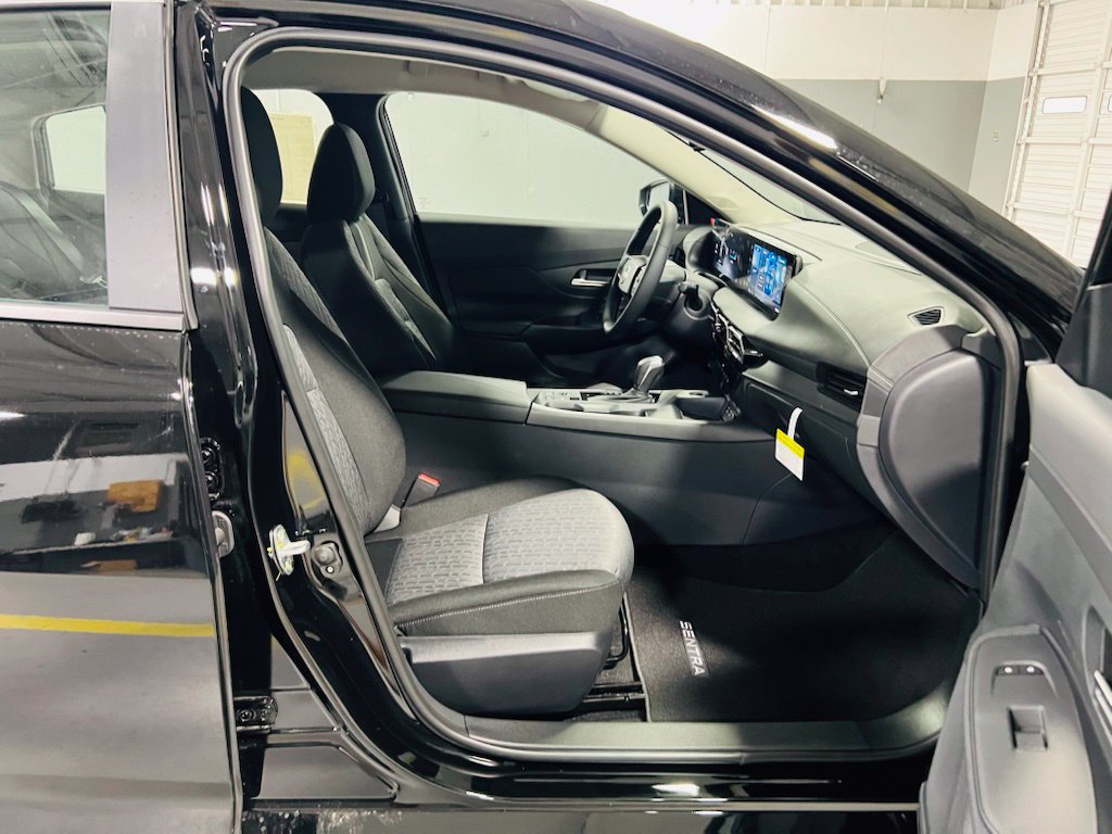 New 2027 Nissan Sentra SV FWD image 30