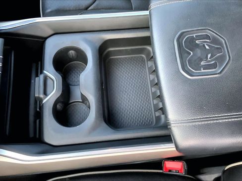 Used 2022 RAM 1500 Laramie image 26