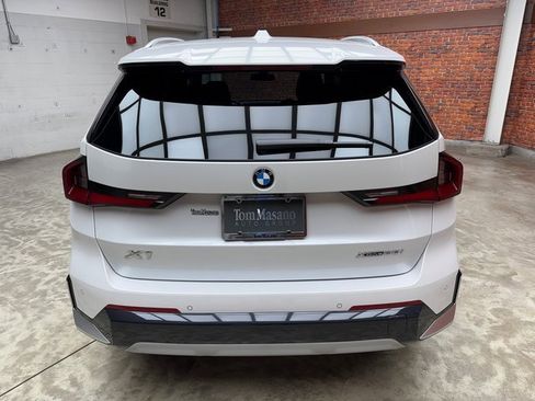 New 2026 BMW X1 xDrive28i image 4