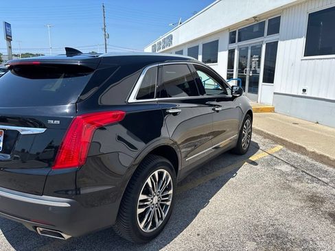 Used 2017 Cadillac XT5 Premium Luxury w/ Driver Assist Package AWD/4WD image 3