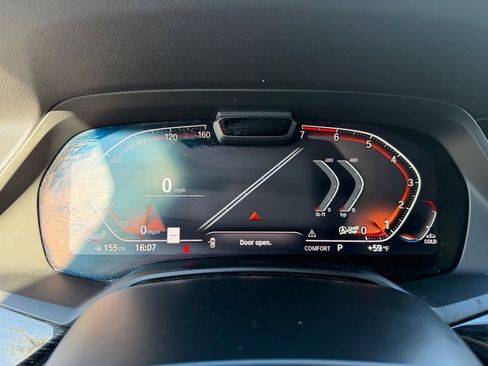 Used 2019 BMW X7 xDrive50i w/ M Sport Package image 24