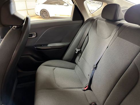Used 2025 Kia K4 FWD image 38