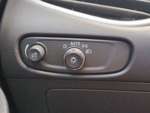 Used 2024 Chevrolet Malibu LT image 25