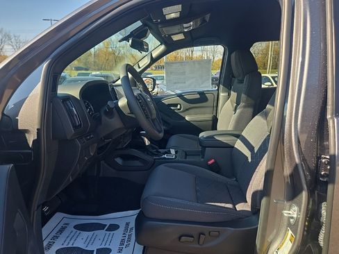 New 2026 Nissan Frontier SV w/ All-Weather Content Package image 9