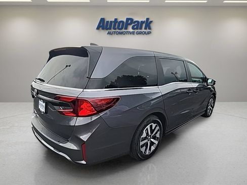 Used 2025 Honda Odyssey EX-L image 8