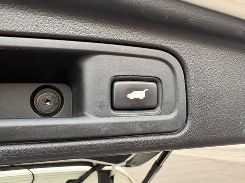Used 2018 Honda Pilot EX-L image 18