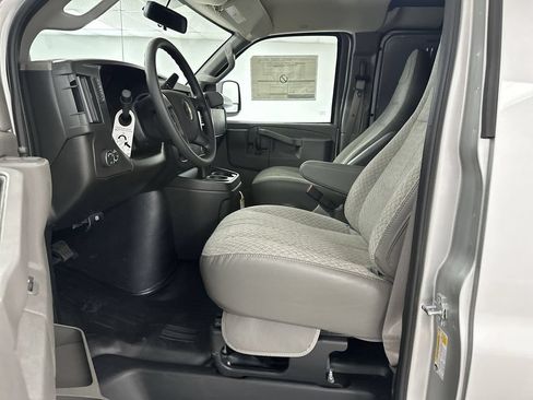 New 2026 Chevrolet Express 3500 Extended w/ Driver Convenience Package RWD image 10