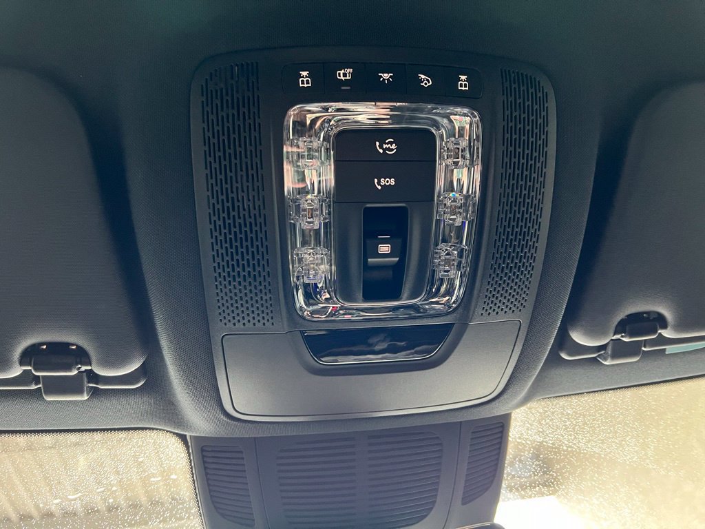 Certified 2025 Mercedes-Benz GLS 580 4MATIC image 17