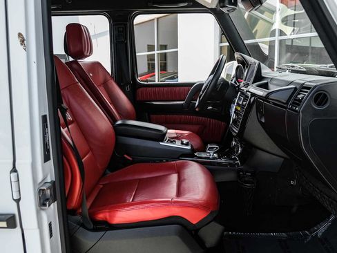 Used 2016 Mercedes-Benz G 63 AMG 4MATIC image 26