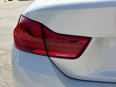 Used 2019 BMW 430i Convertible w/ Convenience Package RWD image 10