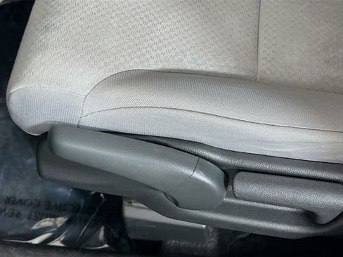 Used 2016 Honda CR-V SE image 18