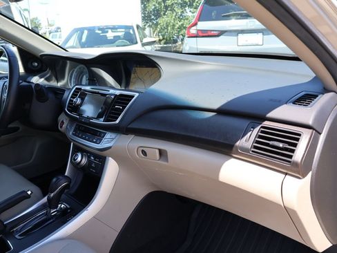 Used 2014 Honda Accord EX-L image 9