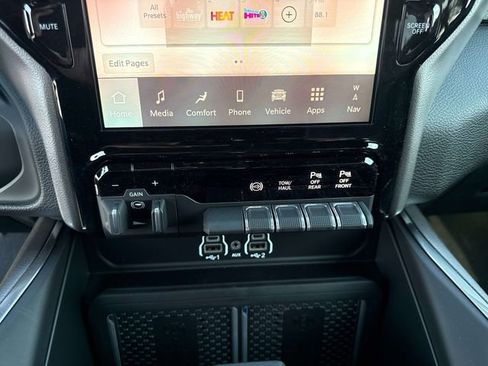 New 2026 RAM 2500 Laramie w/ Night Edition image 27