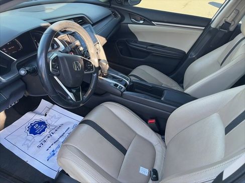 Used 2020 Honda Civic Touring image 16