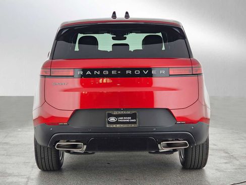 New 2025 Land Rover Range Rover Sport SE image 4