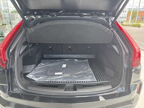 Certified 2025 Cadillac XT4 Premium Luxury AWD/4WD image 54
