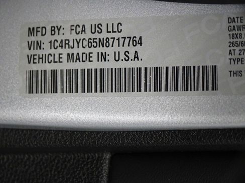 Used 2022 Jeep Grand Cherokee Trailhawk image 24