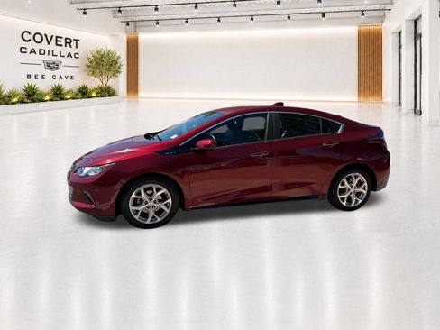 Used 2017 Chevrolet Volt Premier w/ Driver Confidence II Package FWD image 5