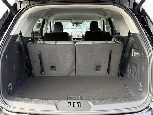 New 2026 Ford Explorer Active image 4