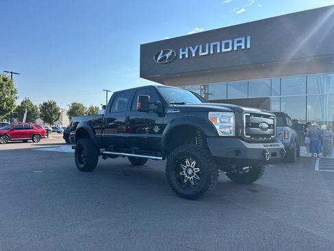 Used 2016 Ford F250 XLT w/ XLT Value Package AWD/4WD image 1