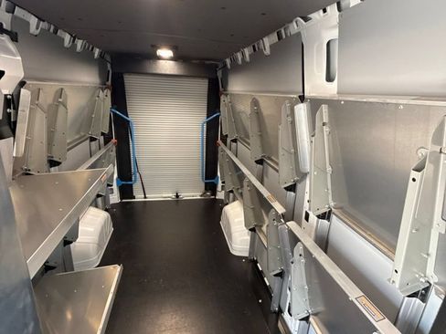 Used 2024 RAM ProMaster 3500 w/ Delivery Van Package FWD image 43