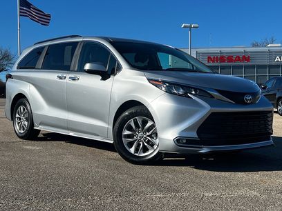 Used 2024 Toyota Sienna XLE