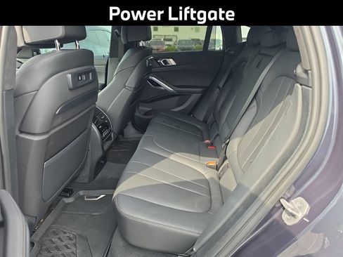 Used 2022 BMW X6 xDrive40i AWD/4WD image 12