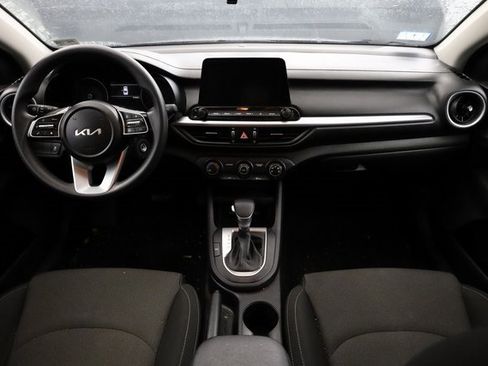 Used 2023 Kia Forte LXS image 14