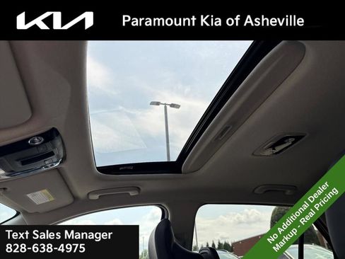 New 2026 Kia Niro EX w/ EX Premium Package FWD image 13