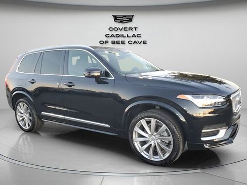 Used 2023 Volvo XC90 B6 Plus image 1