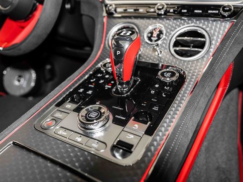 Used 2024 Bentley Continental GT Speed image 36