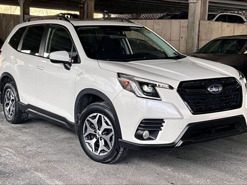 Used 2023 Subaru Forester Premium image 19
