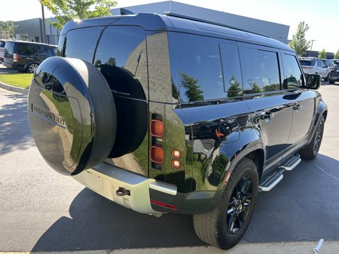 Certified 2024 Land Rover Defender 110 S AWD/4WD image 7