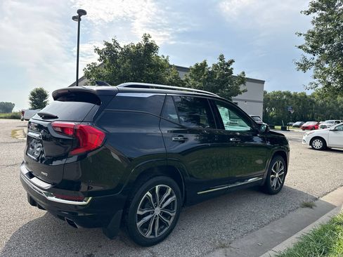 Used 2019 GMC Terrain Denali w/ Driver Alert Package II AWD/4WD image 5
