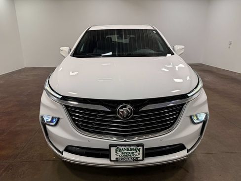 Used 2023 Buick Enclave Essence AWD/4WD image 41