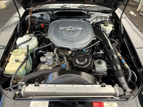 Used 1987 Mercedes-Benz 560 SL image 15