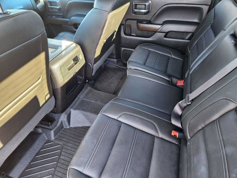 Used 2019 GMC Sierra 3500 Denali w/ Duramax Plus Package image 9